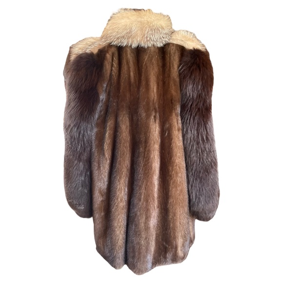 SOLD - Picture 4 of 9